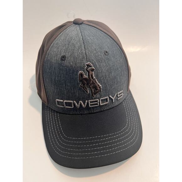 Wyoming Cowboys, Brown, Jean and Black Fitted Cap Size 7 1/2 preowned - Picture 1 of 10